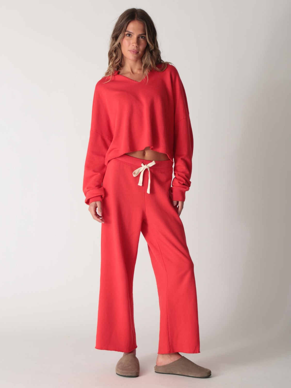 Raven Sweatshirt - Scarlet