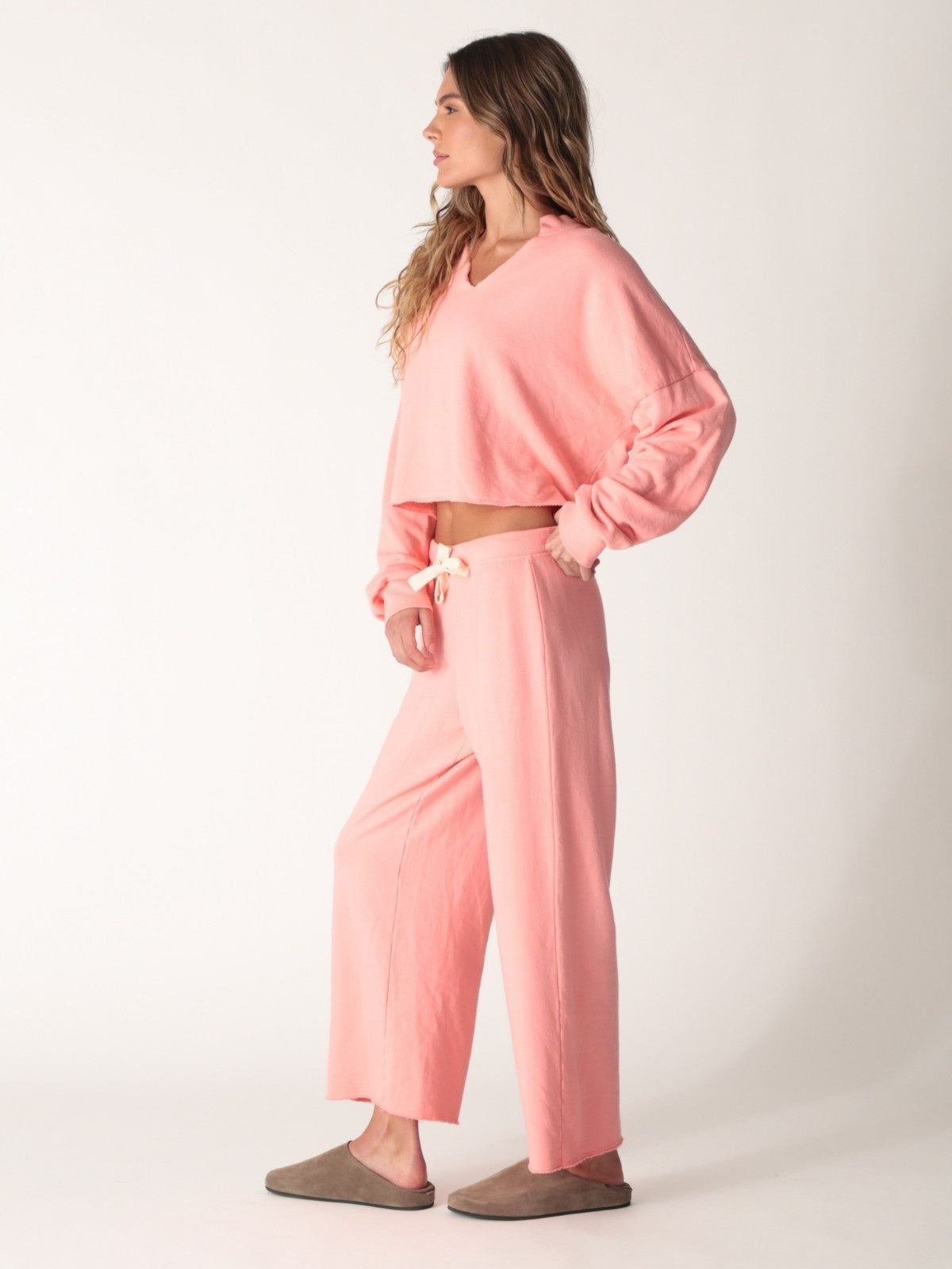 Raven Sweatshirt - Salmon