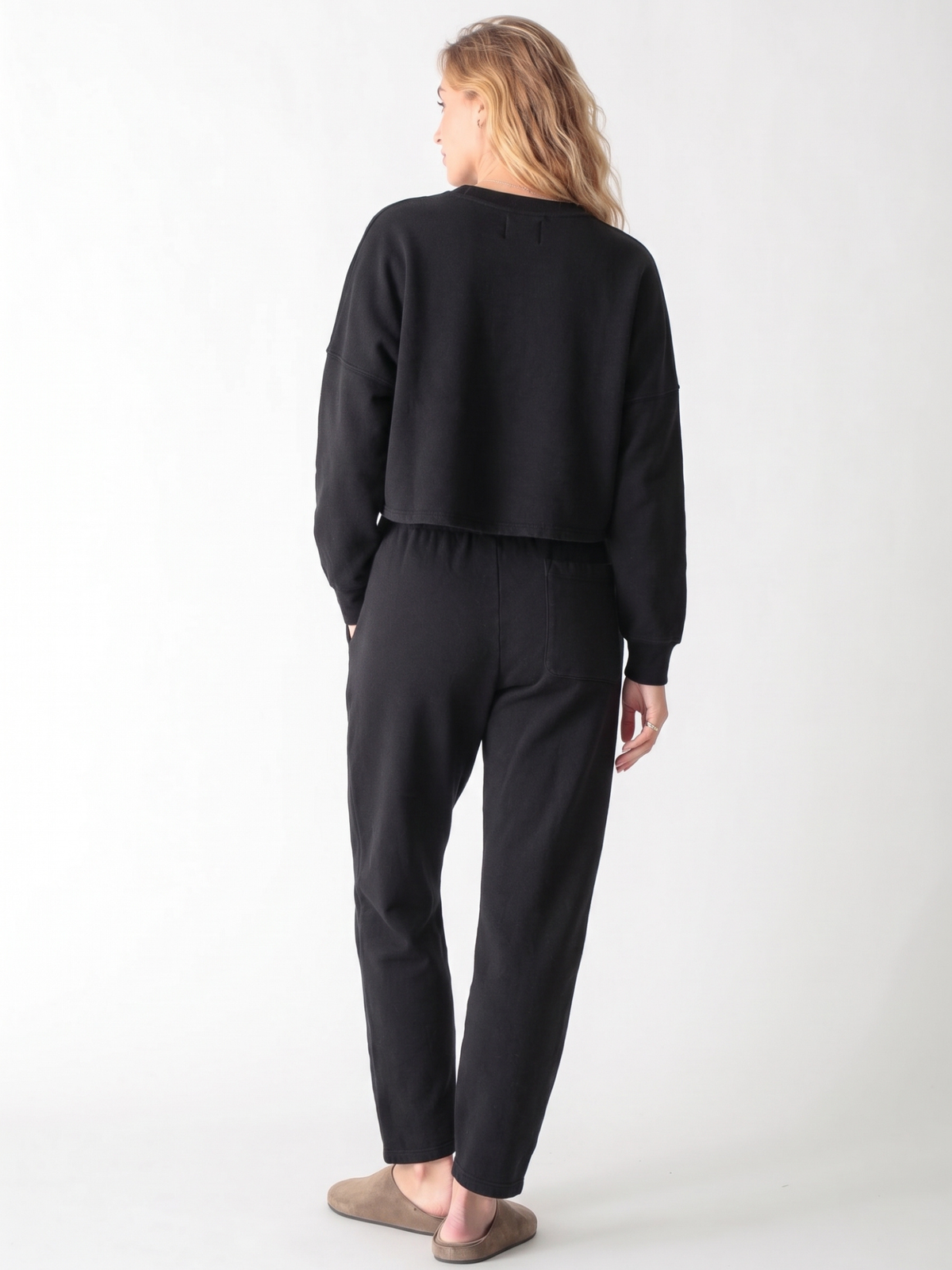 Eden Sweatshirt - Onyx