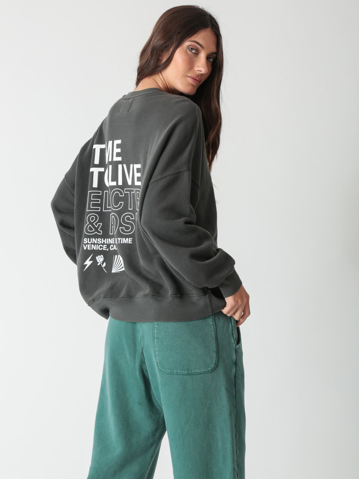 Atlas Sweatshirt - Time To Live Graphic