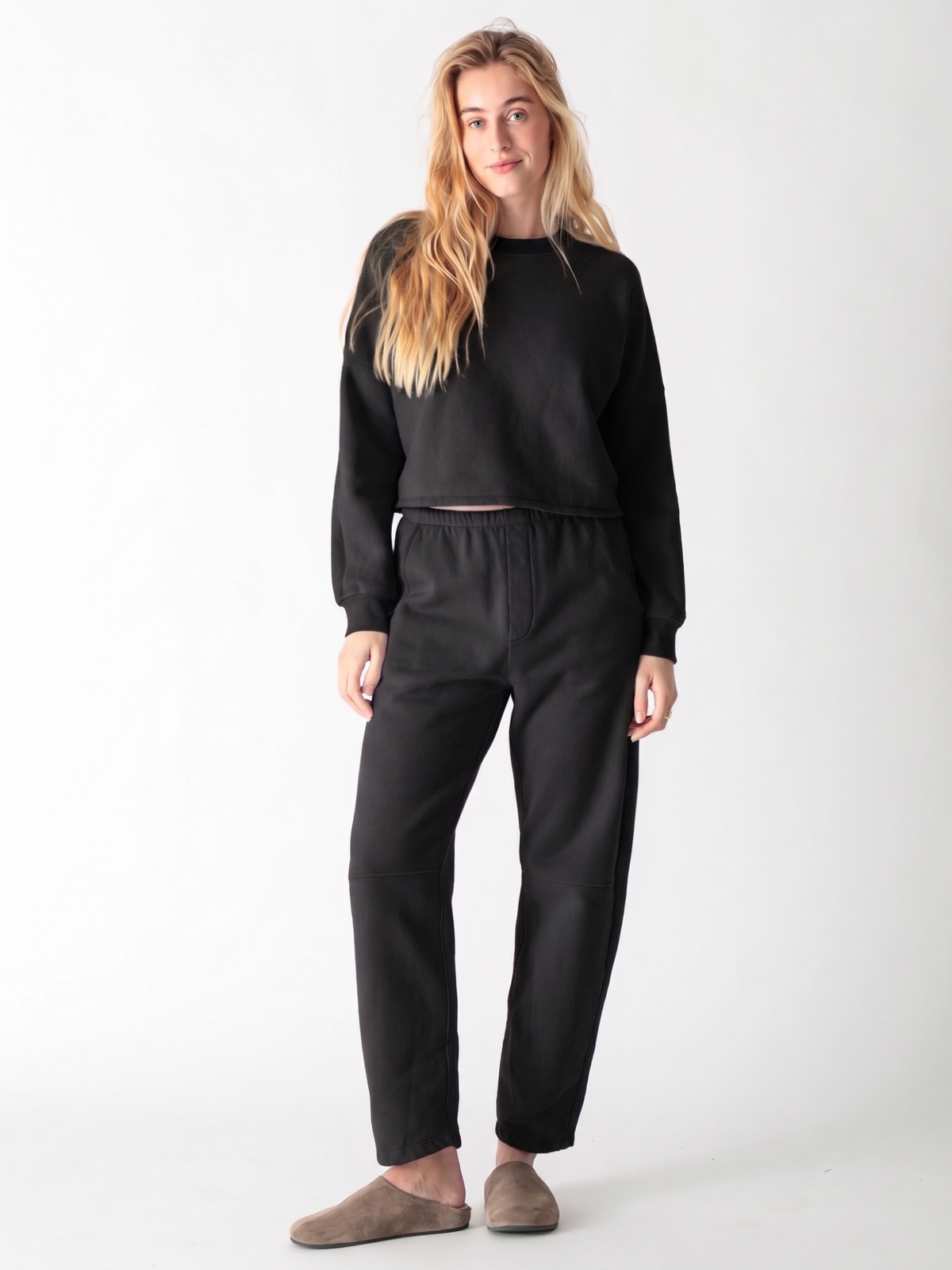 Eden Sweatshirt - Onyx