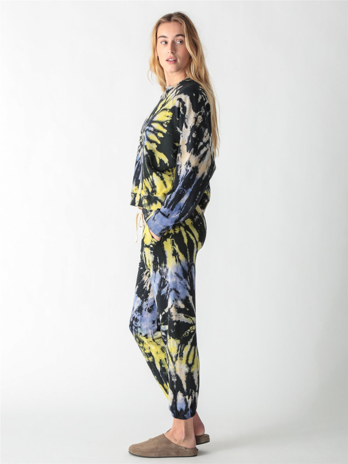 Ronan Pullover - Onyx Spiral