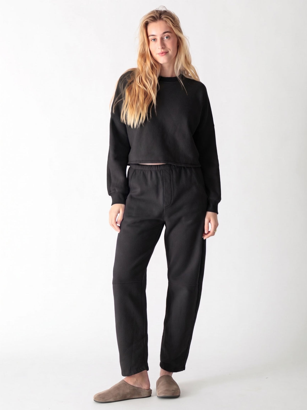 Eden Sweatshirt - Onyx