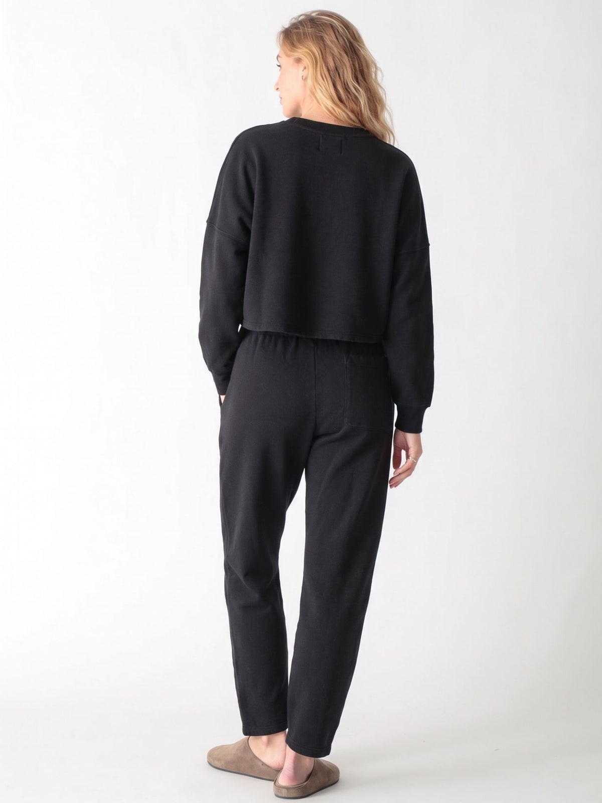 Eden Sweatshirt - Onyx